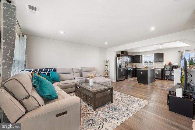 26 L. WENDOWSKI ST, Beverly, NJ 08010