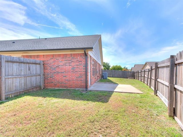 2829 NW 182nd Street, Edmond, OK 73012