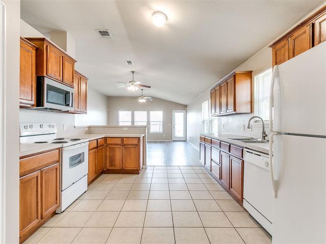 2829 NW 182nd Street, Edmond, OK 73012