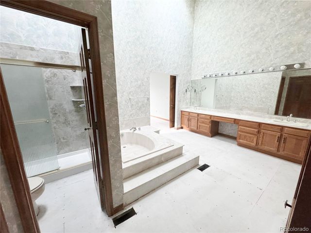 7706 S Madison Circle, Centennial, CO 80122