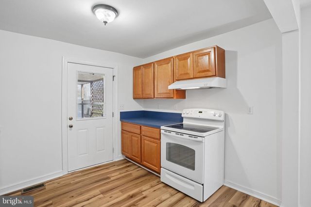 245 E CAMDEN WYOMING AVE, Camden, DE 19934