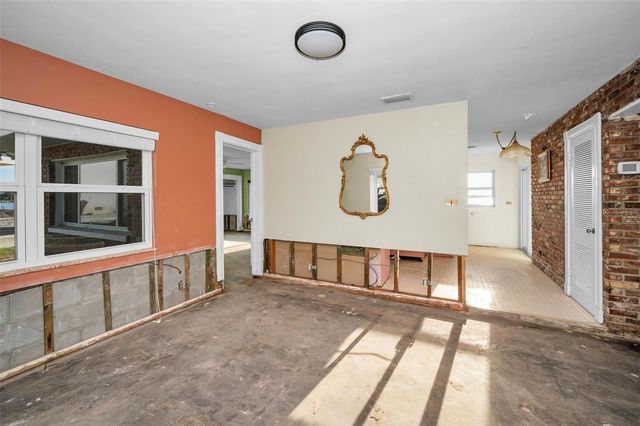 116 SHORE DRIVE PLACE, Oldsmar, FL 34677