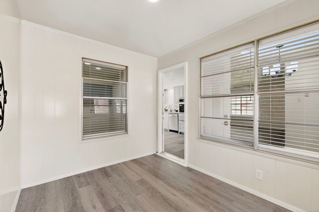 208 Gregory Drive, Desoto, TX 75115