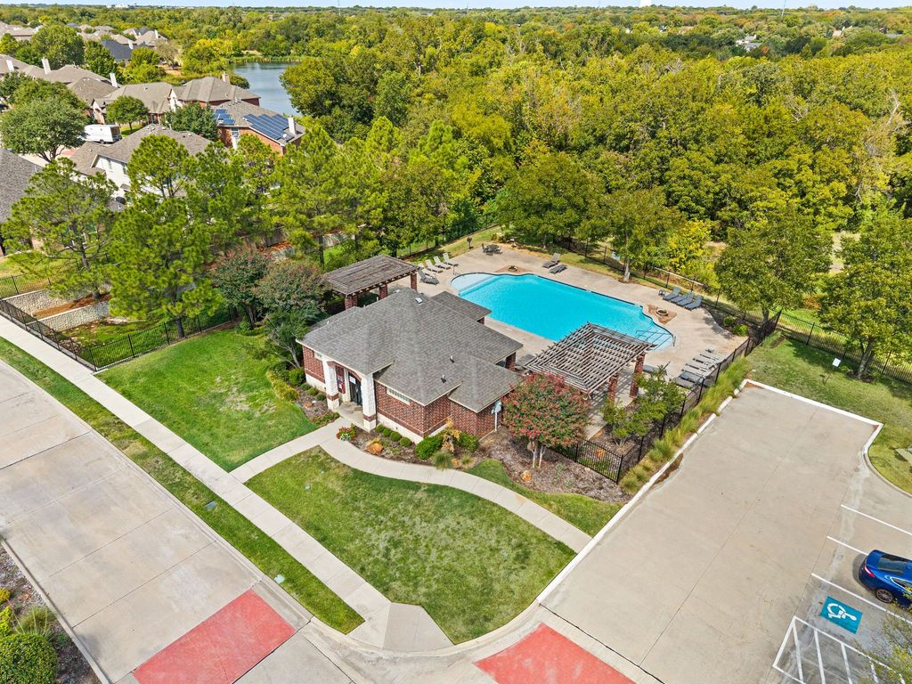 307 Park Haven Boulevard, Euless, TX 76039 — photo 3