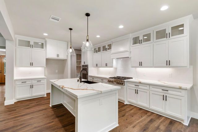 17772 Plantation Drive, Waller, TX 77484