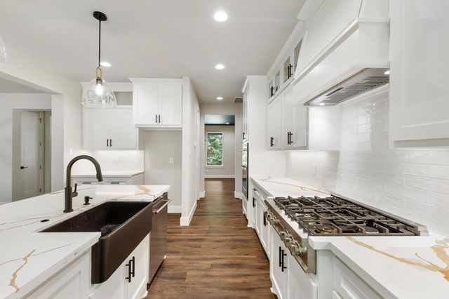 17772 Plantation Drive, Waller, TX 77484