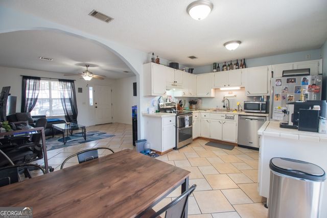 232 Woodbridge Road, Kingsland, GA 31548