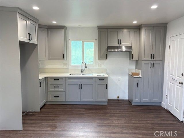 202 E 78th St, Los Angeles, CA 90003