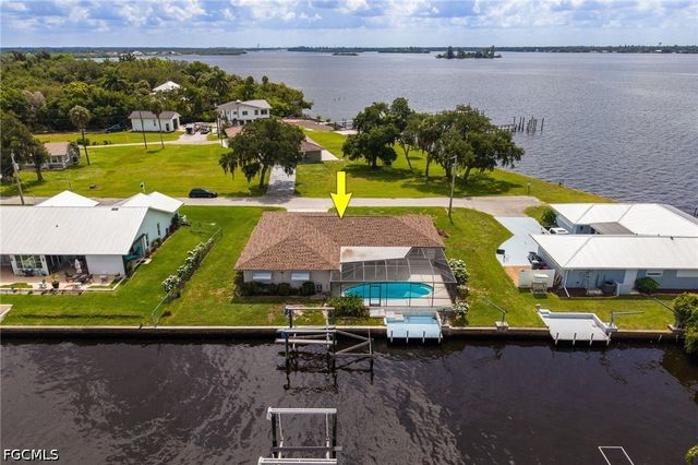 1805 Stevenson RD, North Fort Myers, FL 33917