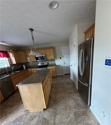 4391 Saratoga Place, Huber Heights, OH 45424