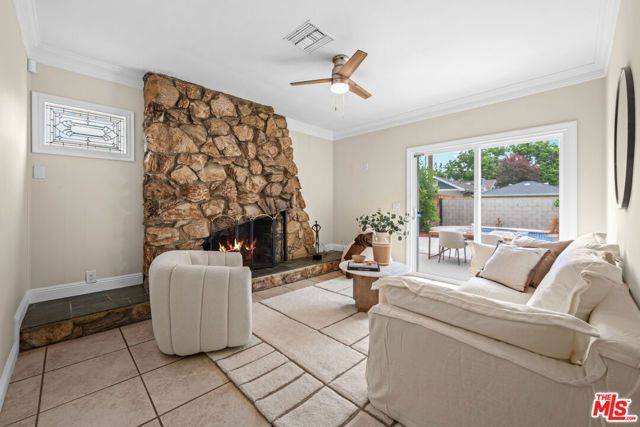 1444 N Ontario Street, Burbank, CA 91505