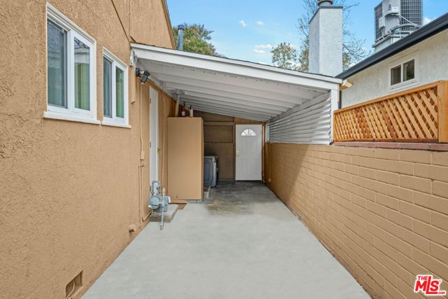 1444 N Ontario Street, Burbank, CA 91505