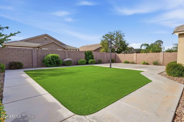 20523 E CARRIAGE Way, Queen Creek, AZ 85142