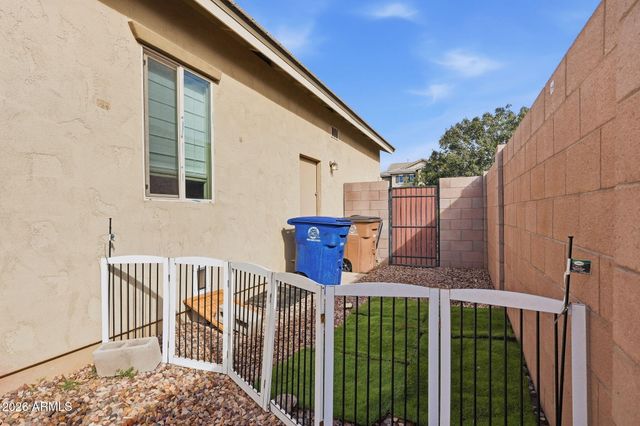 20523 E CARRIAGE Way, Queen Creek, AZ 85142