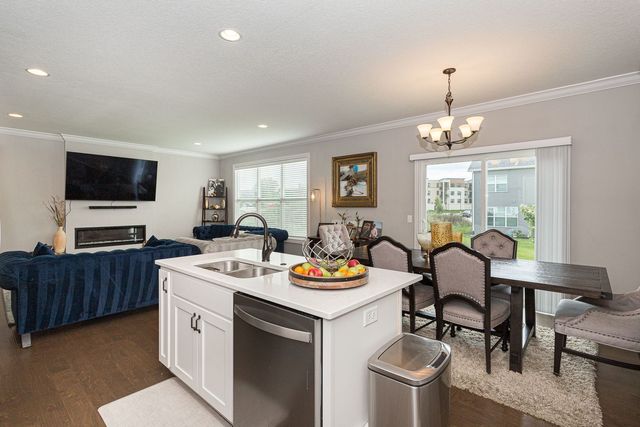 4411 Slate Creek Drive, Bettendorf, IA 52722