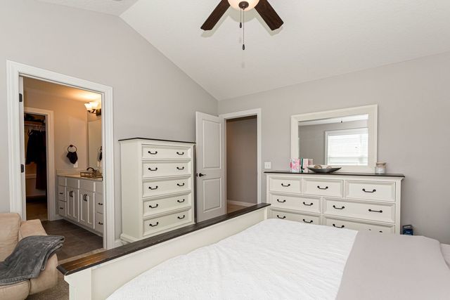 4411 Slate Creek Drive, Bettendorf, IA 52722