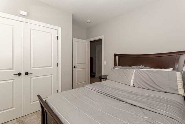 4411 Slate Creek Drive, Bettendorf, IA 52722