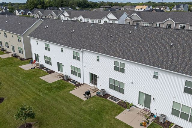 4411 Slate Creek Drive, Bettendorf, IA 52722