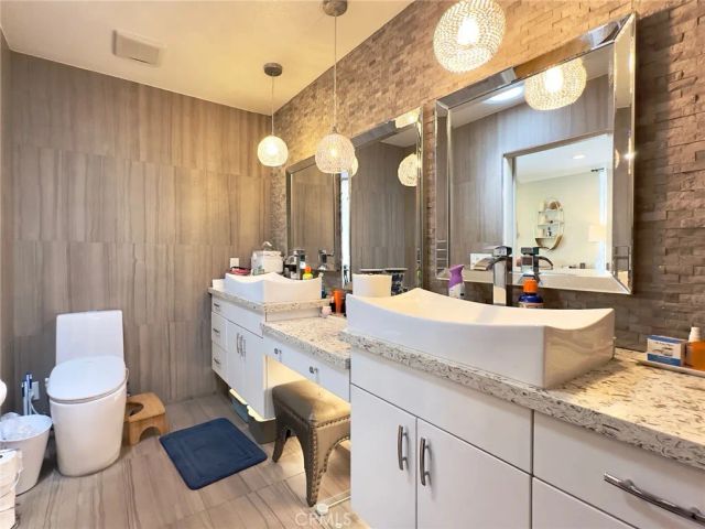 218 Princeton Avenue, Claremont, CA 91711