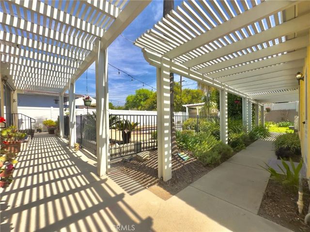 218 Princeton Avenue, Claremont, CA 91711