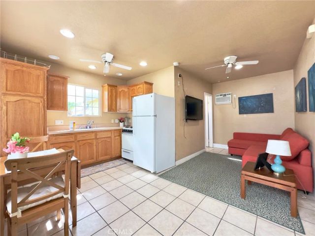 218 Princeton Avenue, Claremont, CA 91711