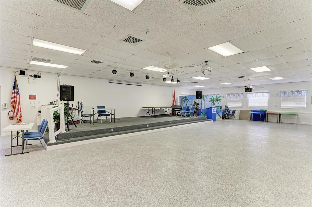 Image 56 of property listing at 5316 53RD AVENUE E L1, Bradenton, FL 34203