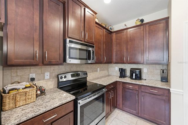 13121 CANOPY CREEK DRIVE, Tampa, FL 33625