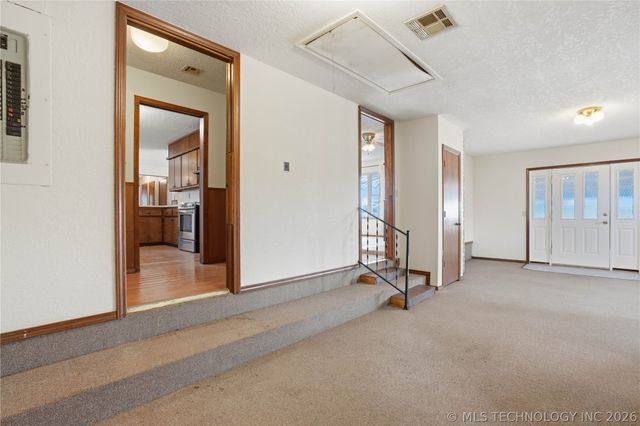 12192 S Highway 64, Muskogee, OK 74403