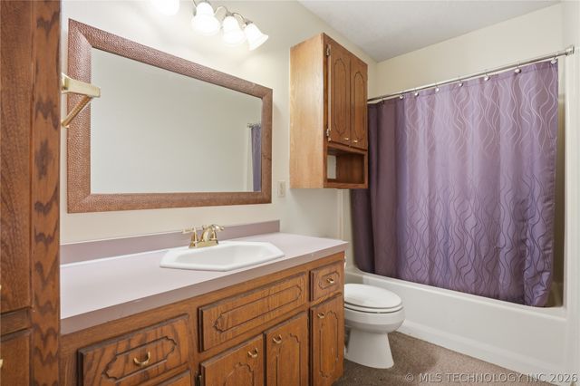 12192 S Highway 64, Muskogee, OK 74403