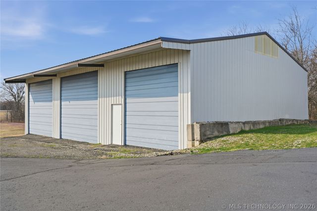 12192 S Highway 64, Muskogee, OK 74403