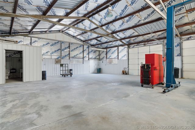 12192 S Highway 64, Muskogee, OK 74403