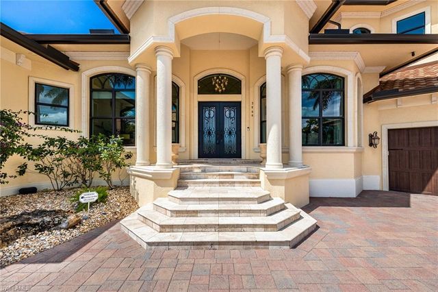 3944 W Riverside DR, Fort Myers, FL 33901