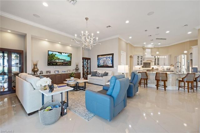 3944 W Riverside DR, Fort Myers, FL 33901