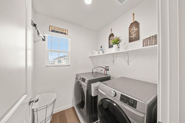 5064 Star Dance Cir, Roseville, CA 95747