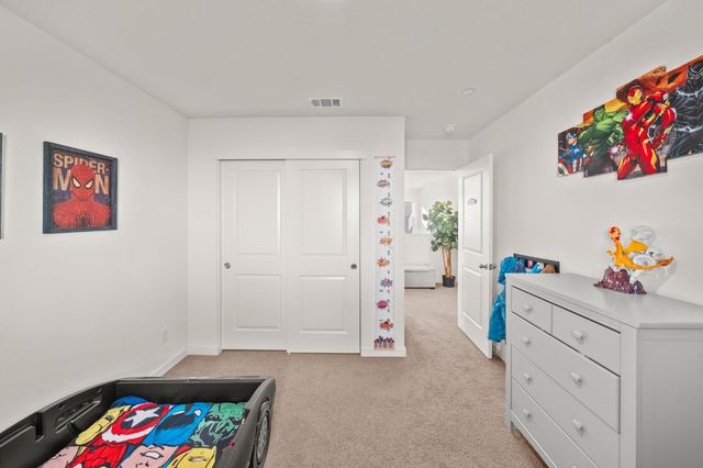 5064 Star Dance Cir, Roseville, CA 95747