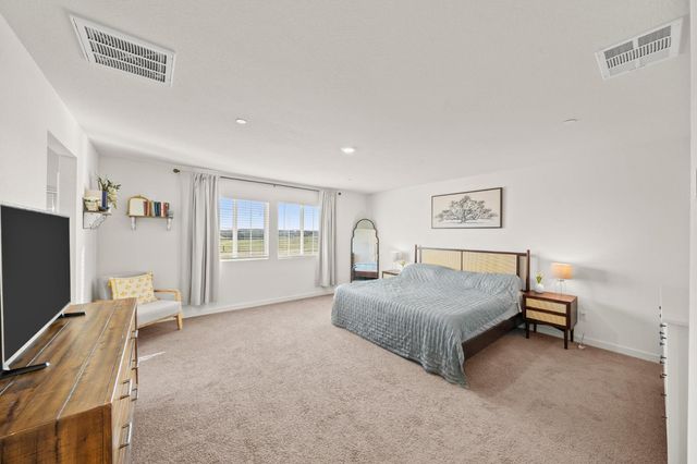 5064 Star Dance Cir, Roseville, CA 95747