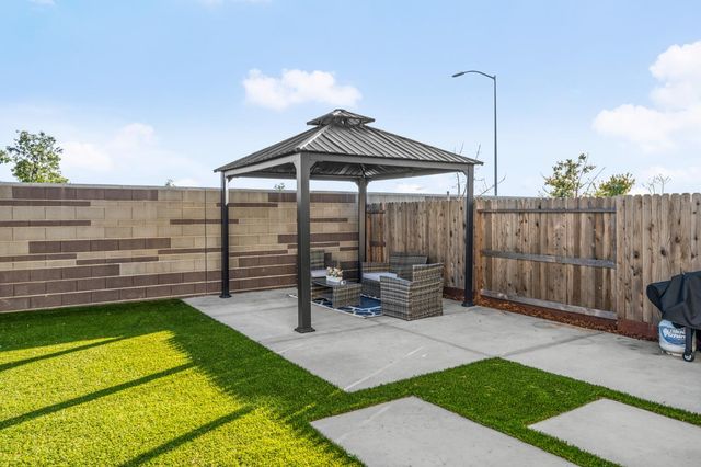 5064 Star Dance Cir, Roseville, CA 95747