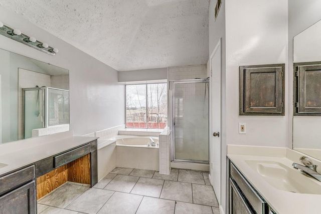 1916 Woodland Hills Drive, Missouri City, TX 77489