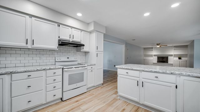 6717 N State Road 49, Wheatfield, IN 46392