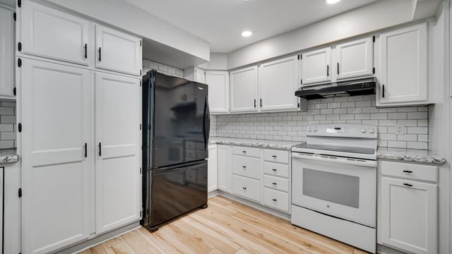 6717 N State Road 49, Wheatfield, IN 46392