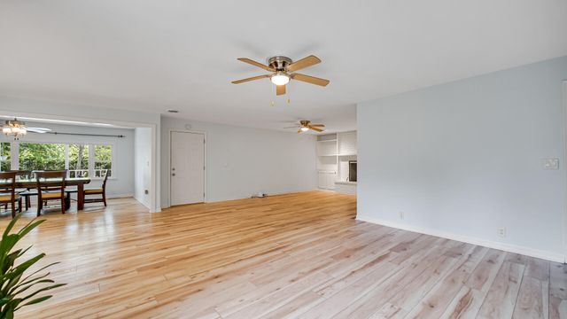 6717 N State Road 49, Wheatfield, IN 46392