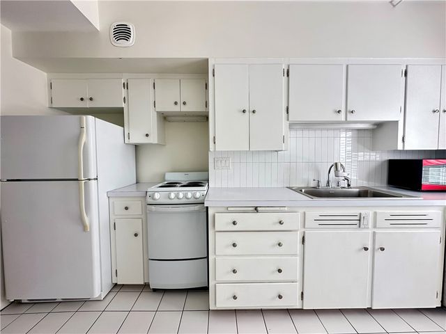140 Humboldt Avenue 1, Providence, RI 02906