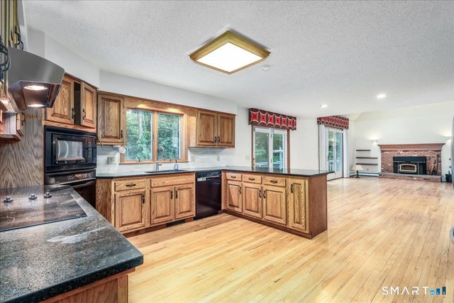 21 Farm Road, Sherman, CT 06784