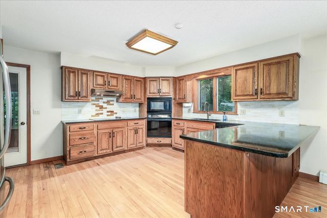 21 Farm Road, Sherman, CT 06784