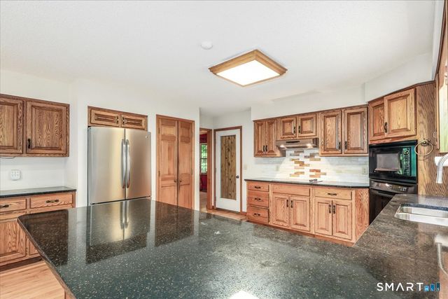 21 Farm Road, Sherman, CT 06784