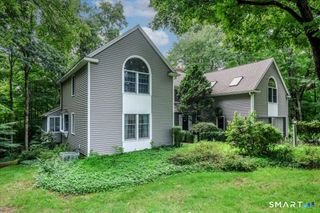 21 Farm Road, Sherman, CT 06784