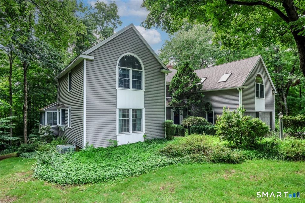 21 Farm Road, Sherman, CT 06784