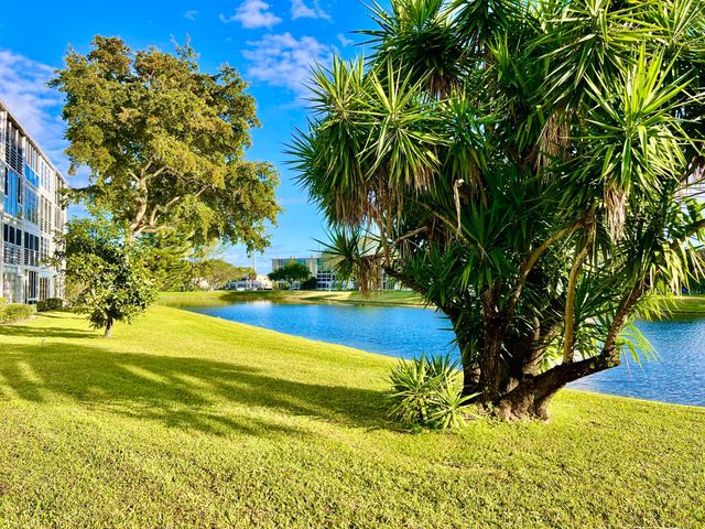 1011 Harwood C 1011, Deerfield Beach, FL 33442