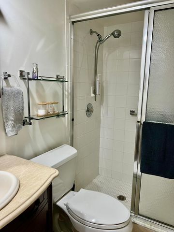 1011 Harwood C 1011, Deerfield Beach, FL 33442