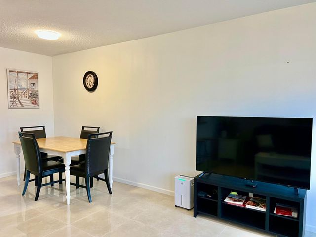 1011 Harwood C 1011, Deerfield Beach, FL 33442